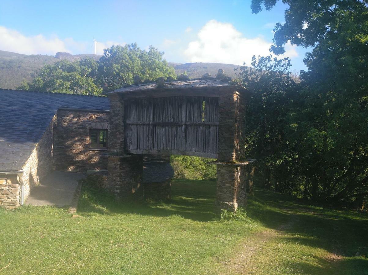 Albergue De La Naturaleza O Vilar - Mondoñedo エクステリア 写真